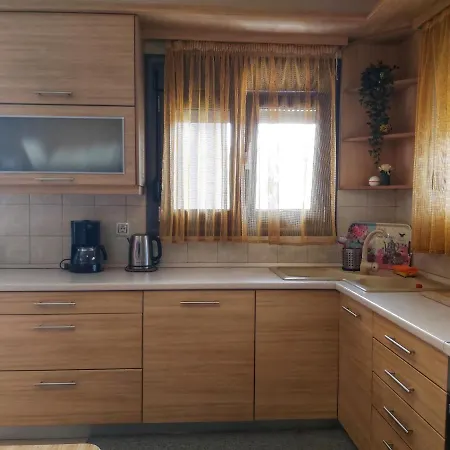 Apartament Vaso's Garden