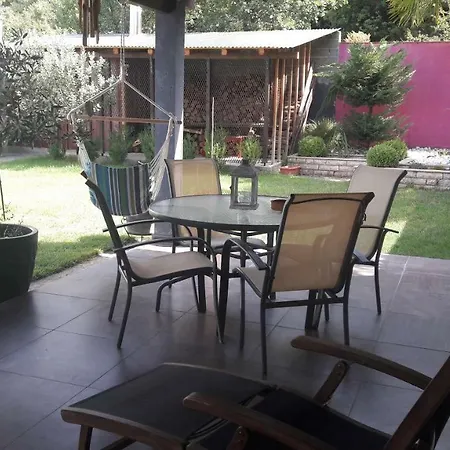 Vaso's Garden Apartament *