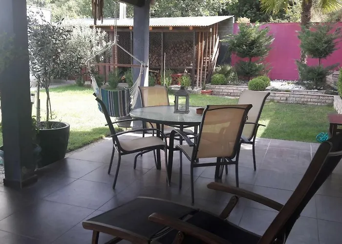 Vaso's Garden Apartman *