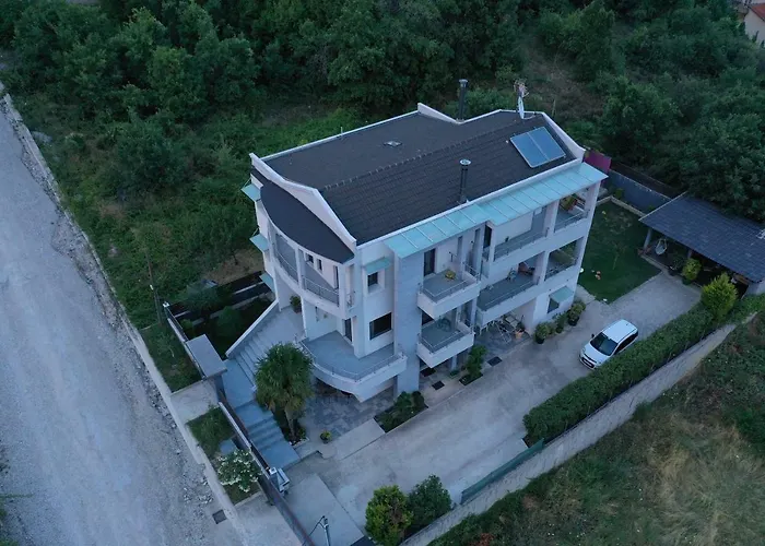 Apartman Vaso's Garden *